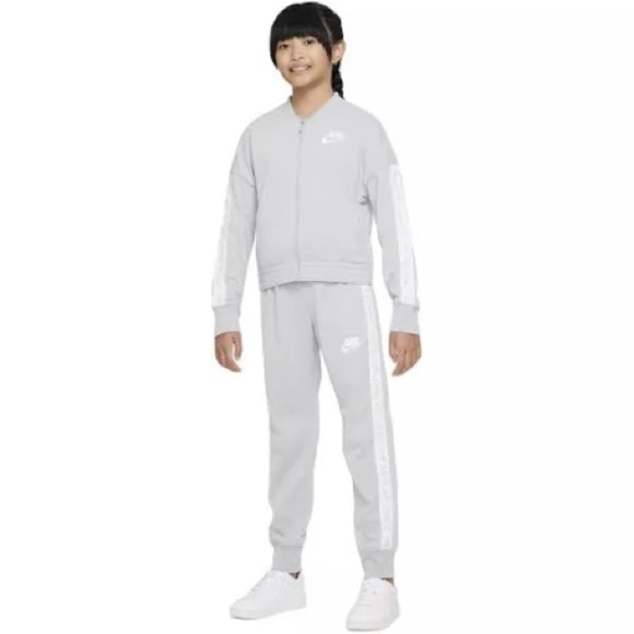 Nike Sportswear Tracksuit-Gray